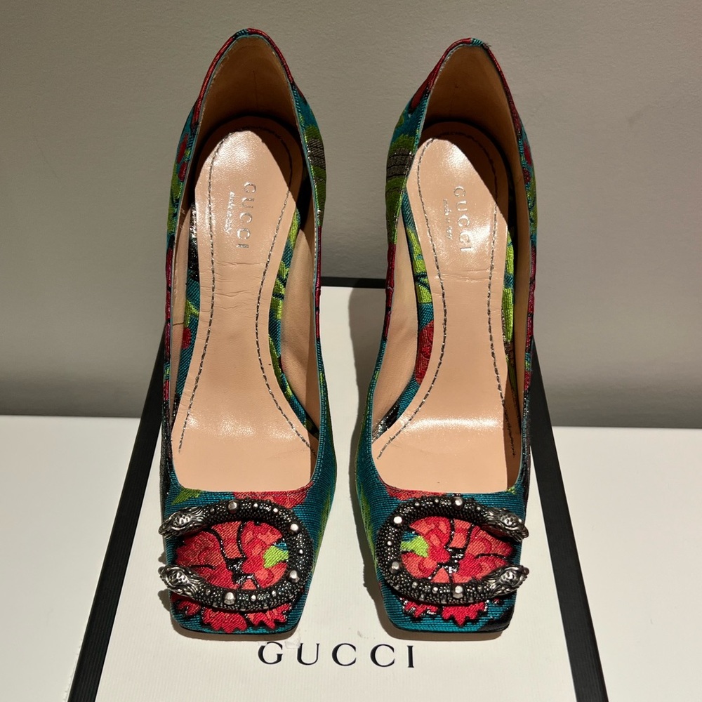 Gucci Dionysus floral brocade heels. Size 35.5. Excellent condition.